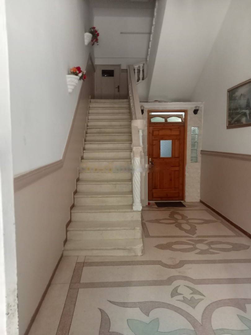 Location Niveau de villa F4 Djasr Kasentina
