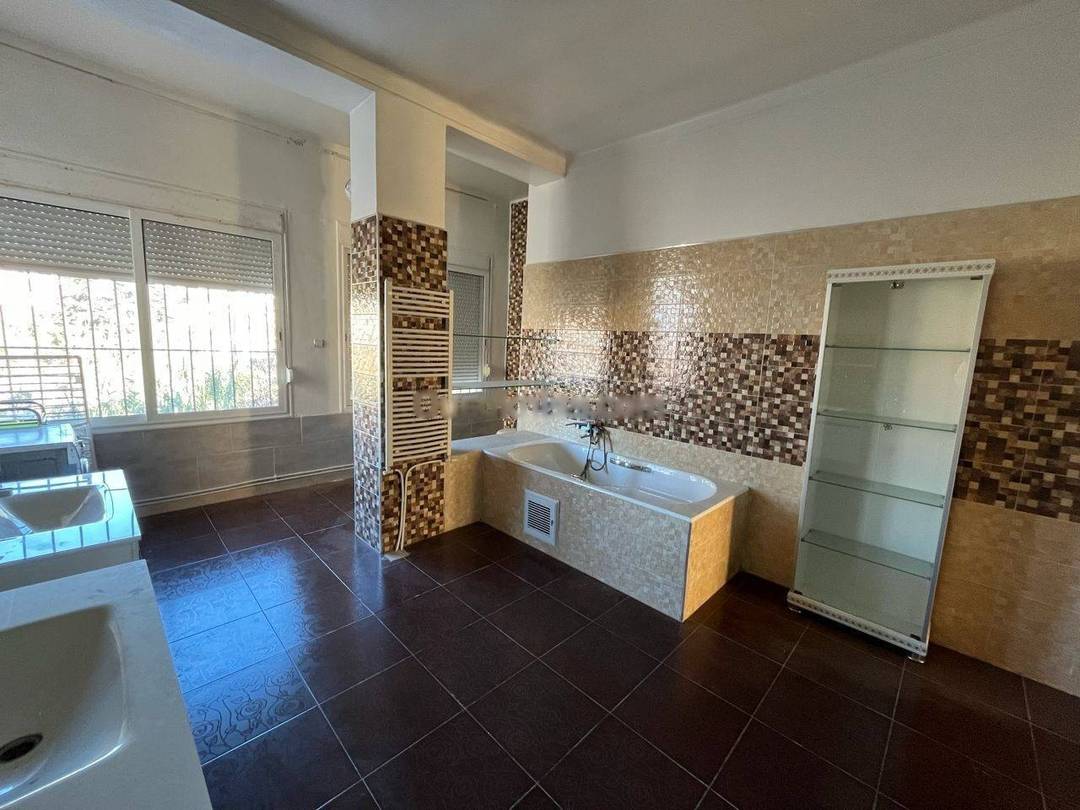 Location Appartement F4 Bir Mourad Rais