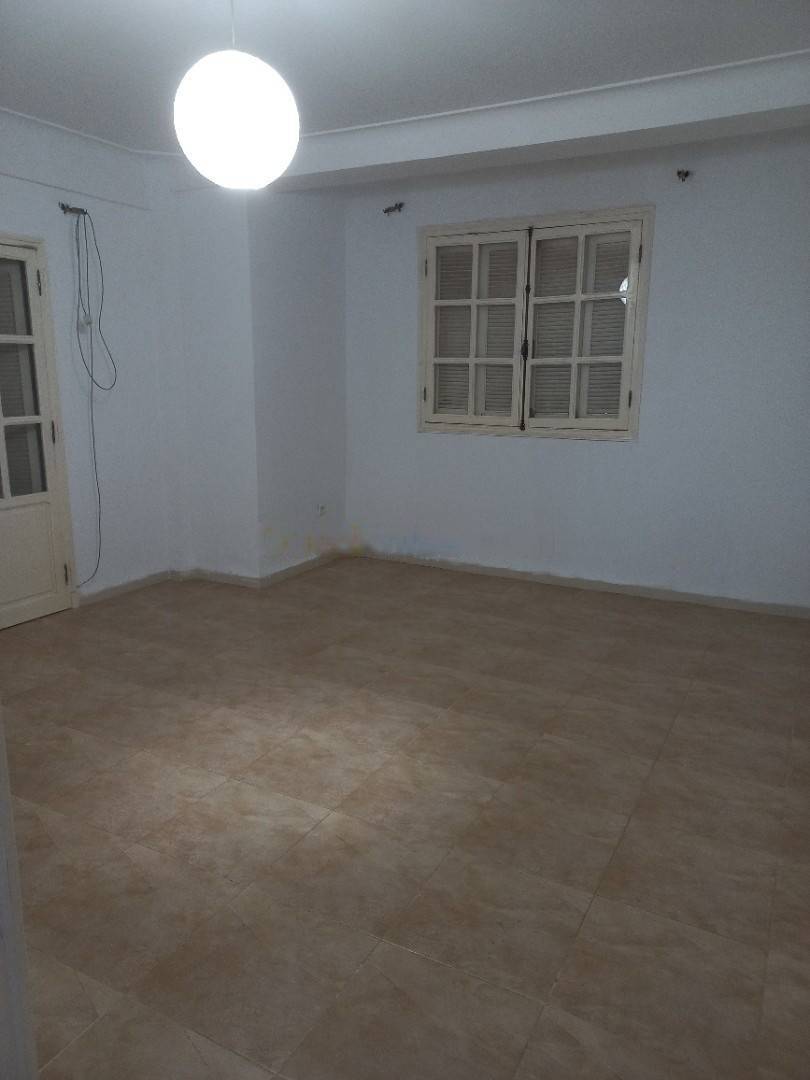 Location Appartement F3 Dely Ibrahim