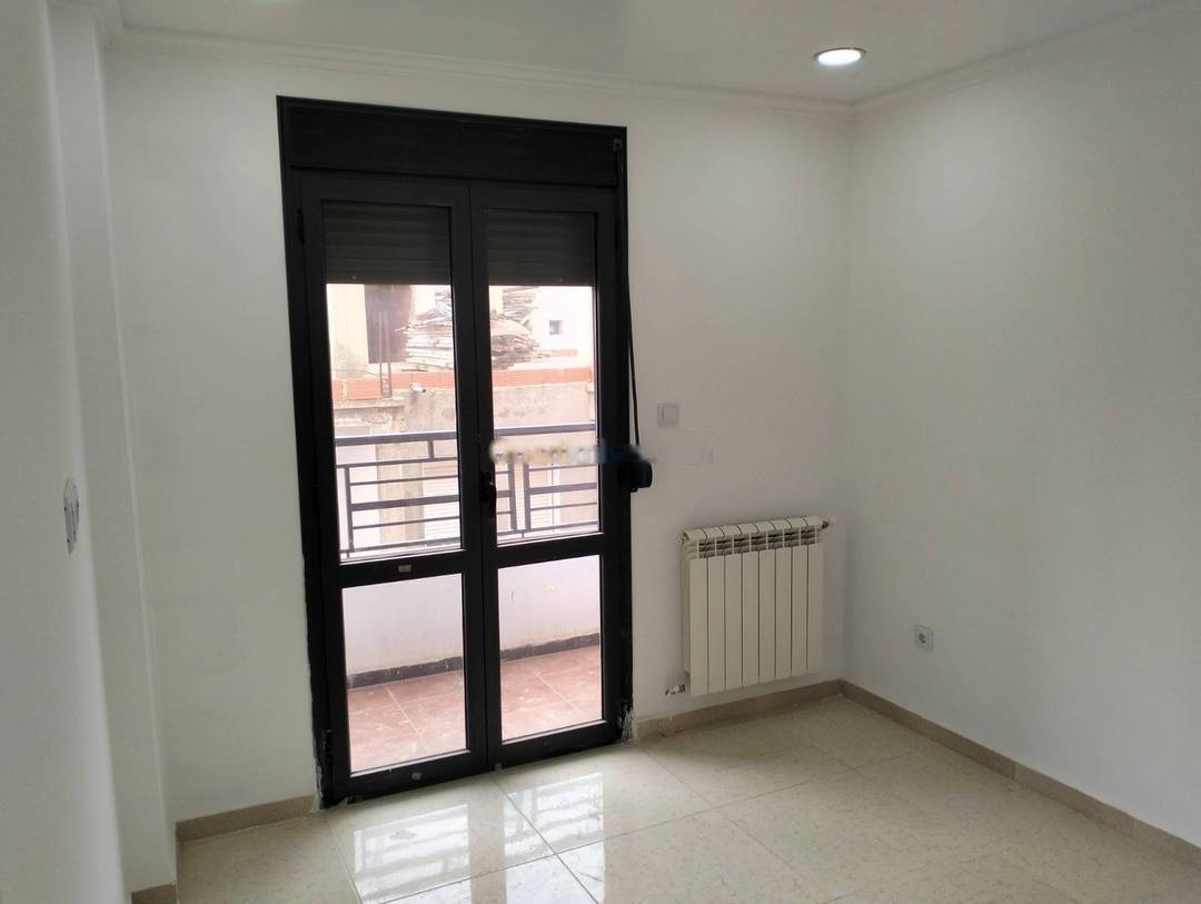 Location Appartement F3 Birkhadem