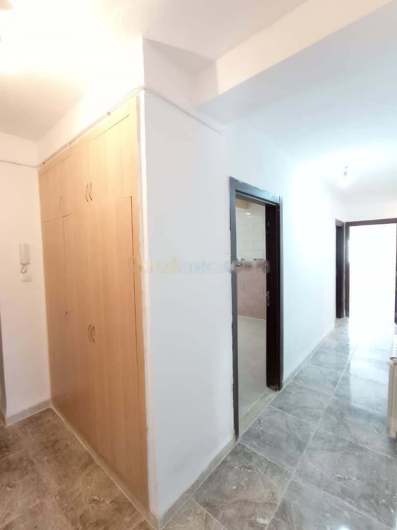 Location Appartement F5 Bordj El Bahri