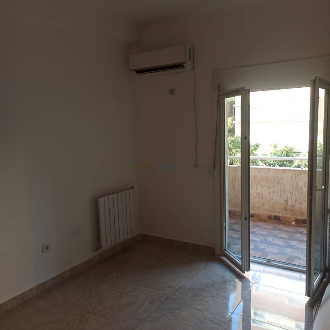 Location Appartement F5 Bordj El Bahri