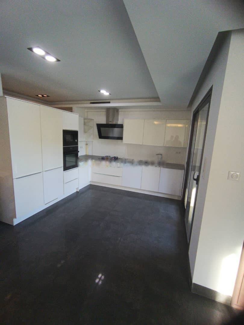 Location Appartement F3 Hydra