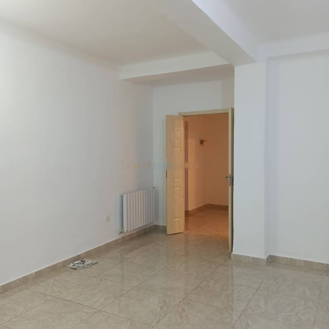 Location Appartement F5 Bordj El Bahri