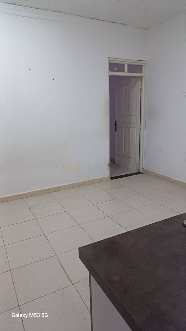 Location Appartement F1 Bab Ezzouar