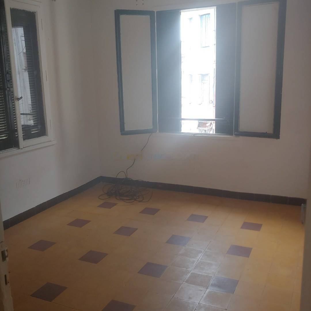 Location Appartement F3 Alger-Centre