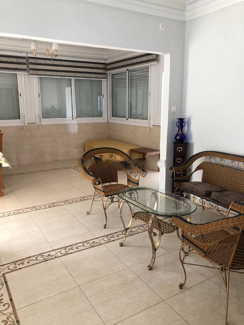 Location Niveau de villa F4 Hussein Dey