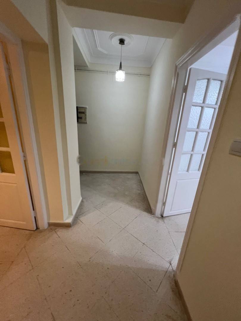 Location Appartement F4 Birkhadem