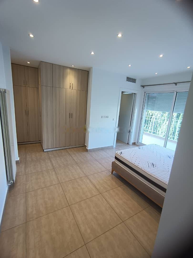Location Appartement F4 Hydra