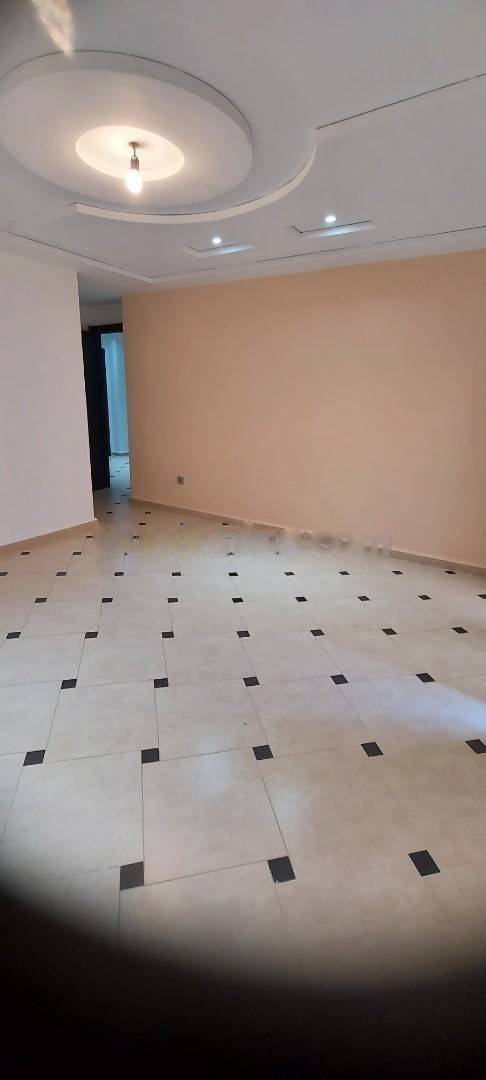 Location Appartement F4 Dely Ibrahim