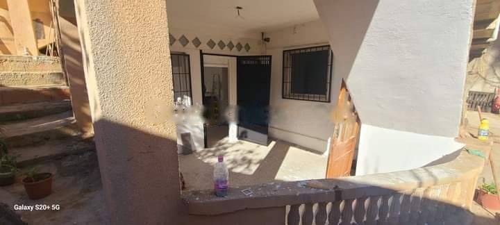 Location Niveau de villa F3 Khraicia