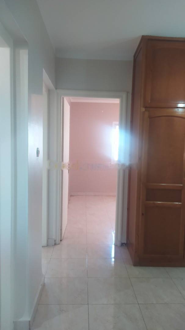 Location Appartement F2 Hydra