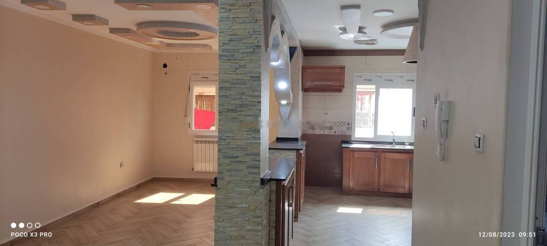 Location niveau de villa f4 bordj el bahri