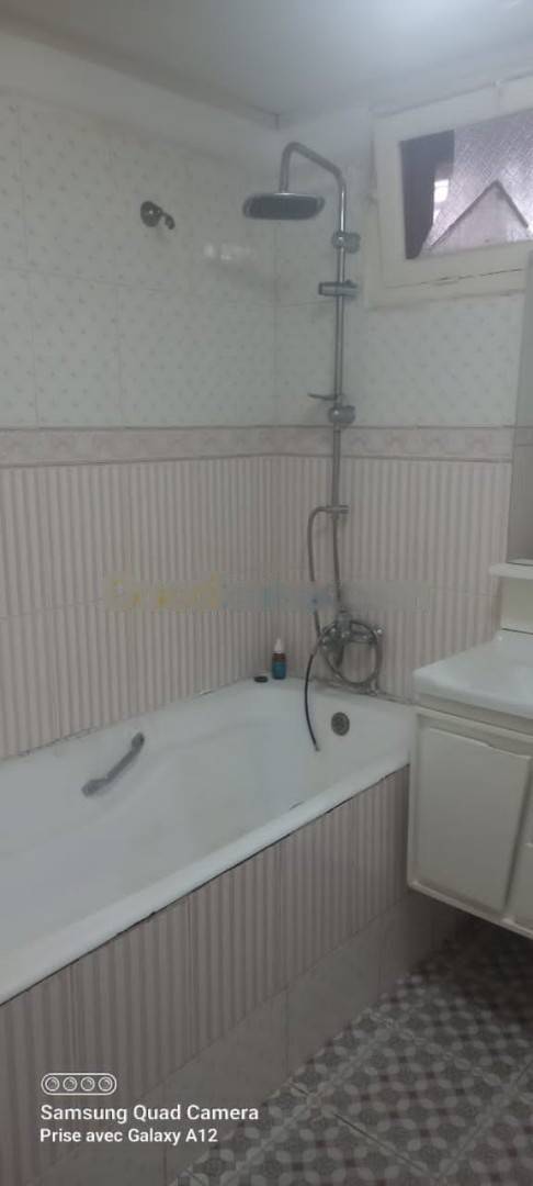 Location Appartement F4 Bir Mourad Rais