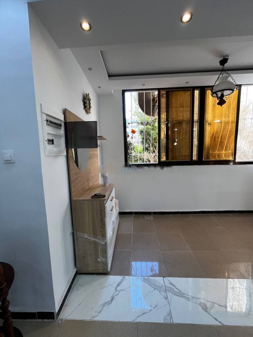 Location Appartement F4 Ben Aknoun