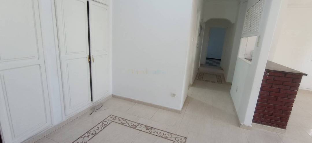 Location Appartement F4 El Achour