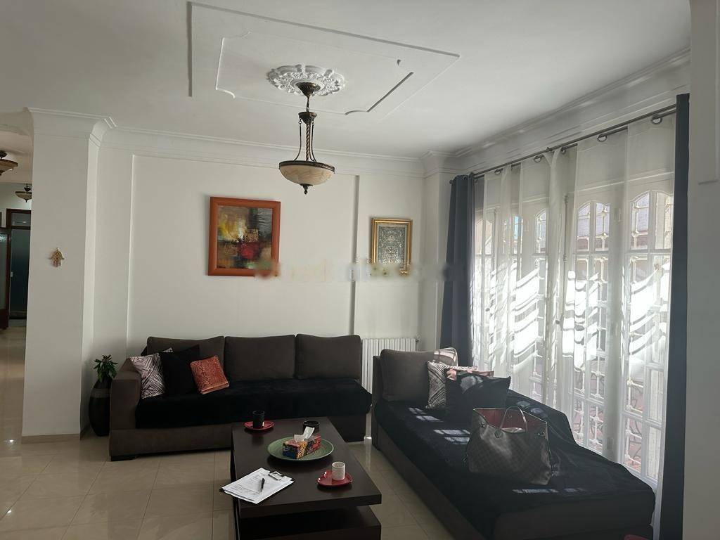 Location Appartement F3 Hydra