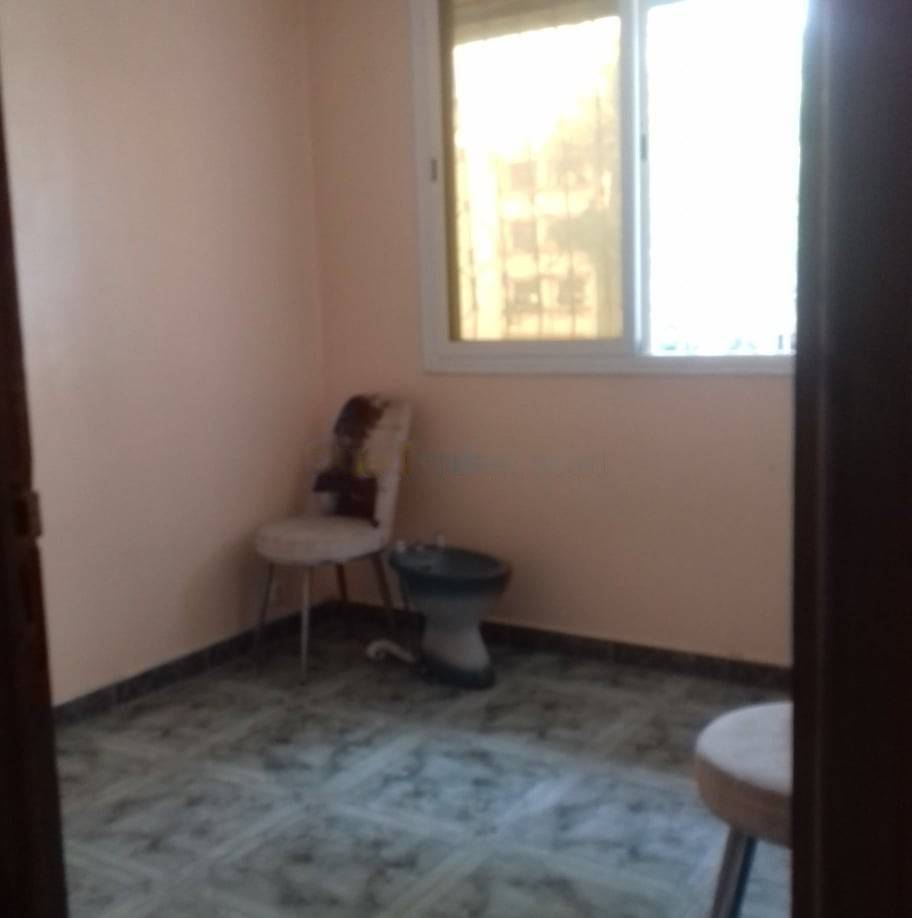 Location Appartement F4 Bab Ezzouar