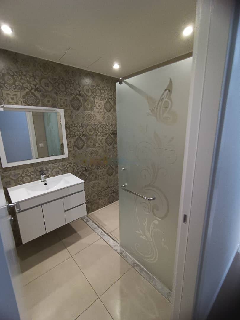 Location Appartement F4 Hydra