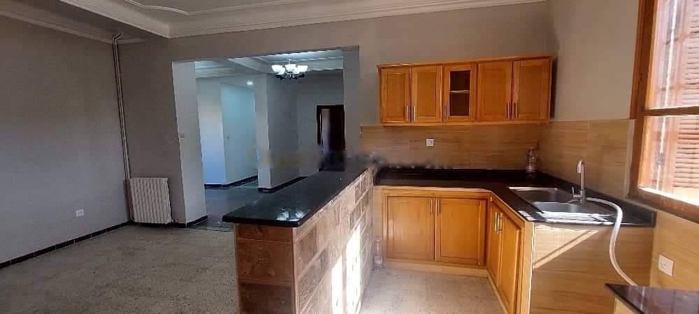 Location Niveau de villa F4 Dar El Beida