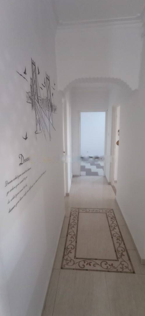 Location Appartement F4 El Achour