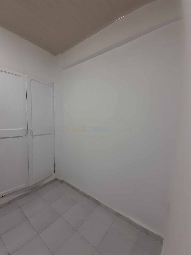 Location Appartement F1 El Biar