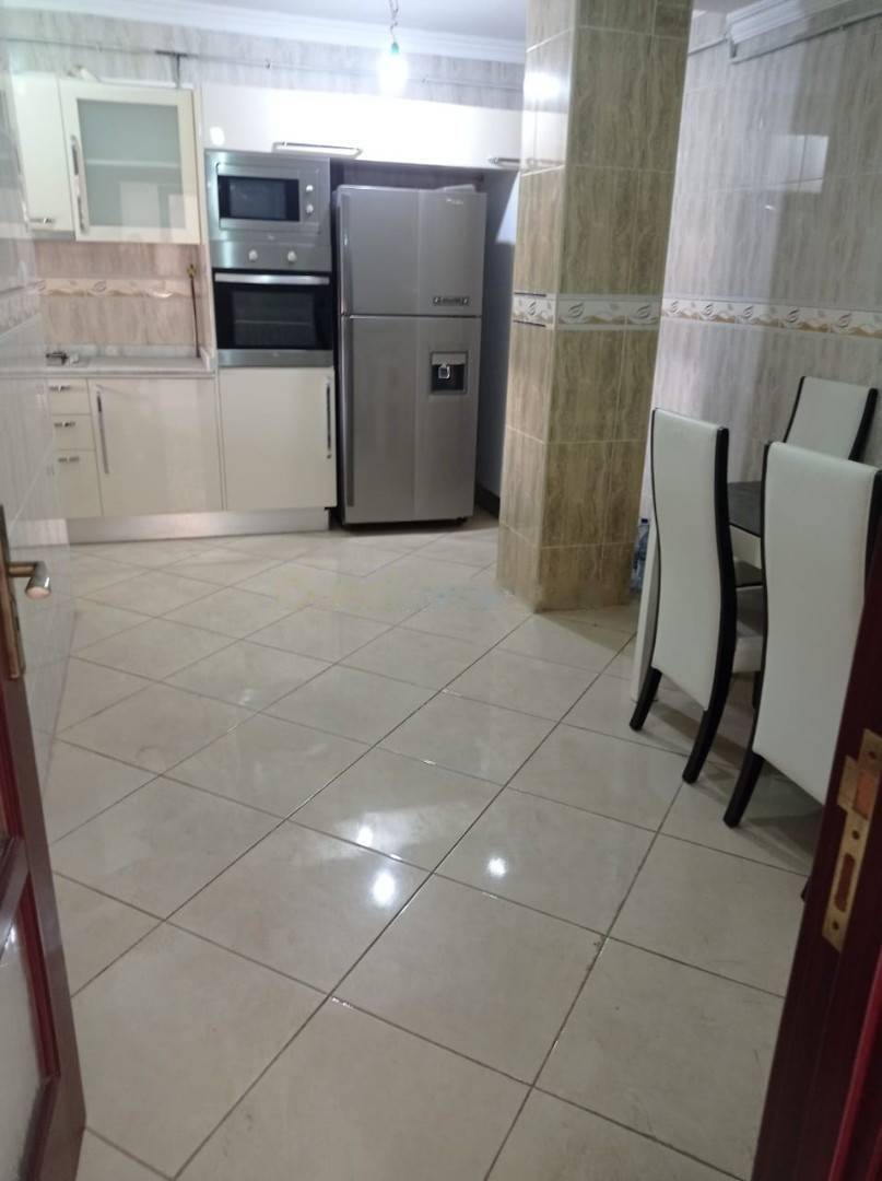 Location Appartement F3 Birkhadem