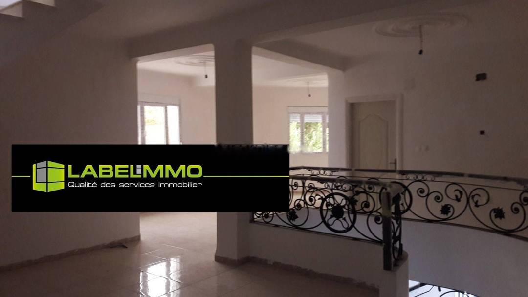 Vente Villa F8 Mahelma