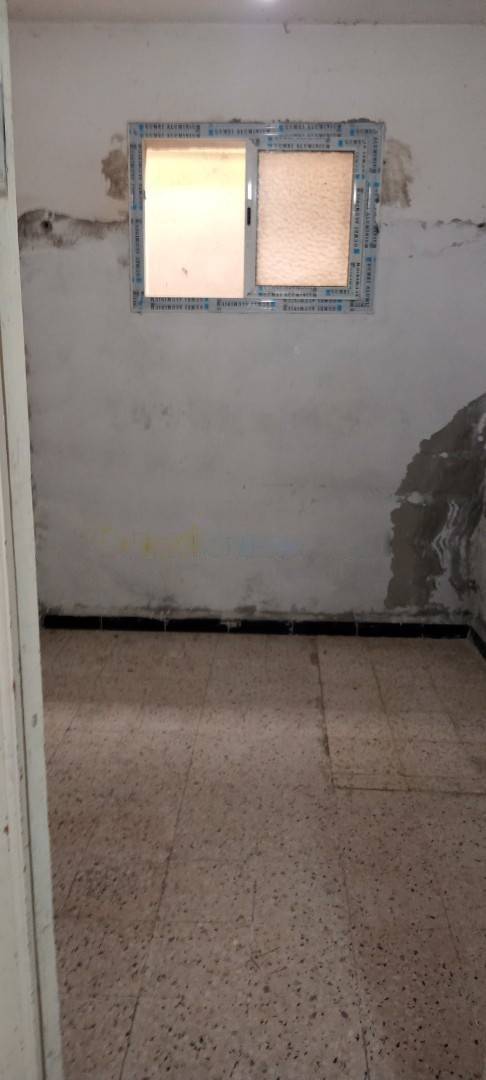 Location Niveau de villa F5 Ben Aknoun