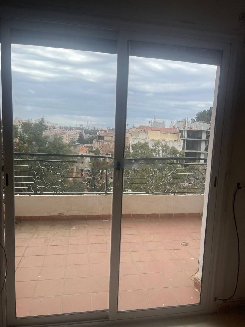 Location Appartement F3 Dely Ibrahim