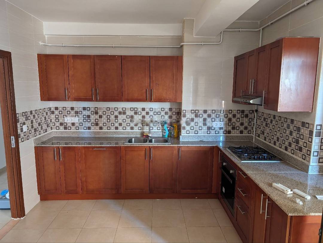 Location Appartement F4 El Achour