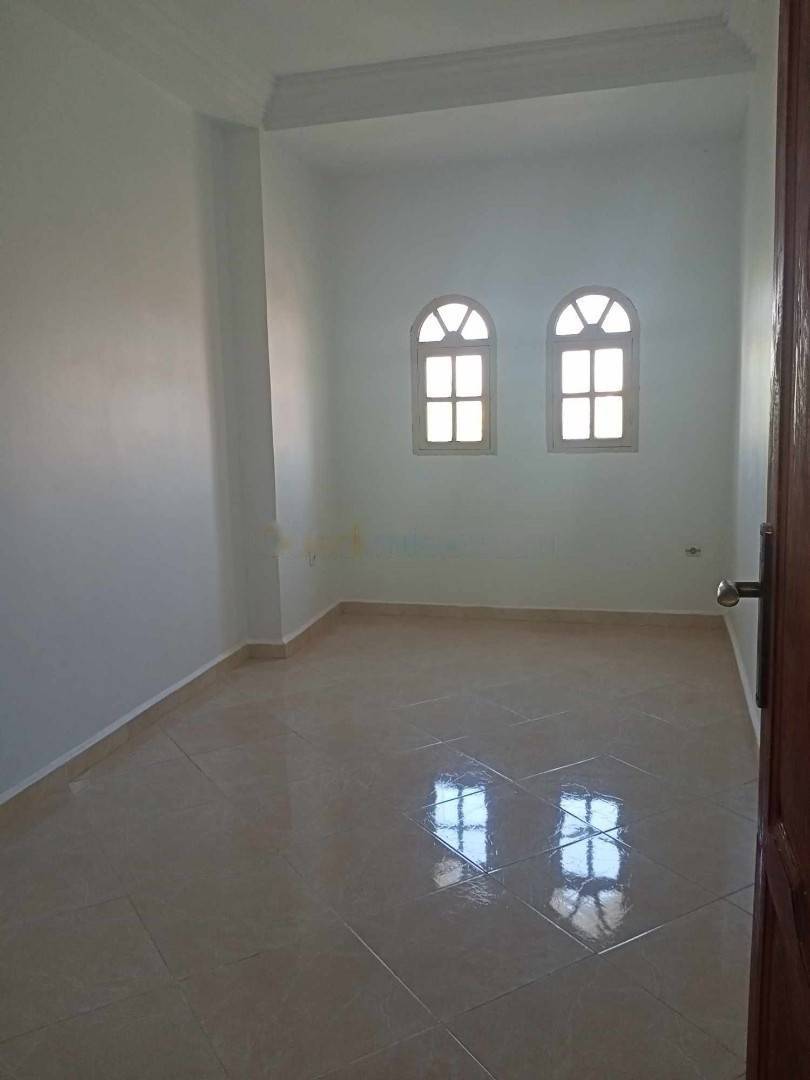 Location Niveau de villa F5 Baba Hassen