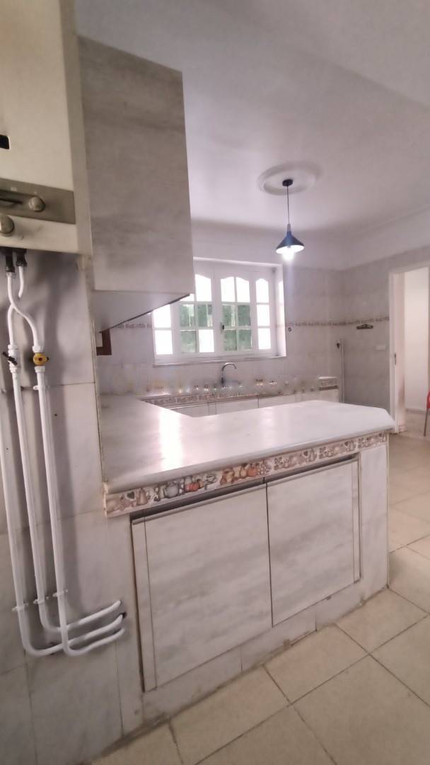 Location Niveau de villa F4 Draria