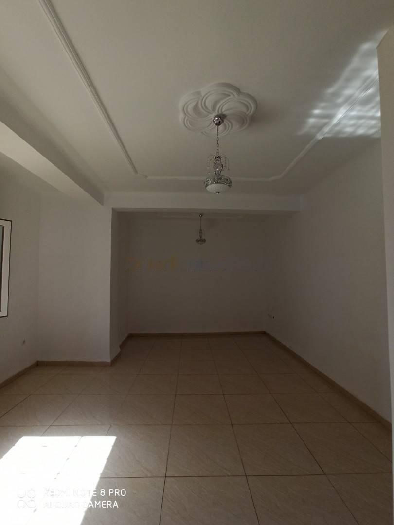 Location Appartement F4 Staoueli