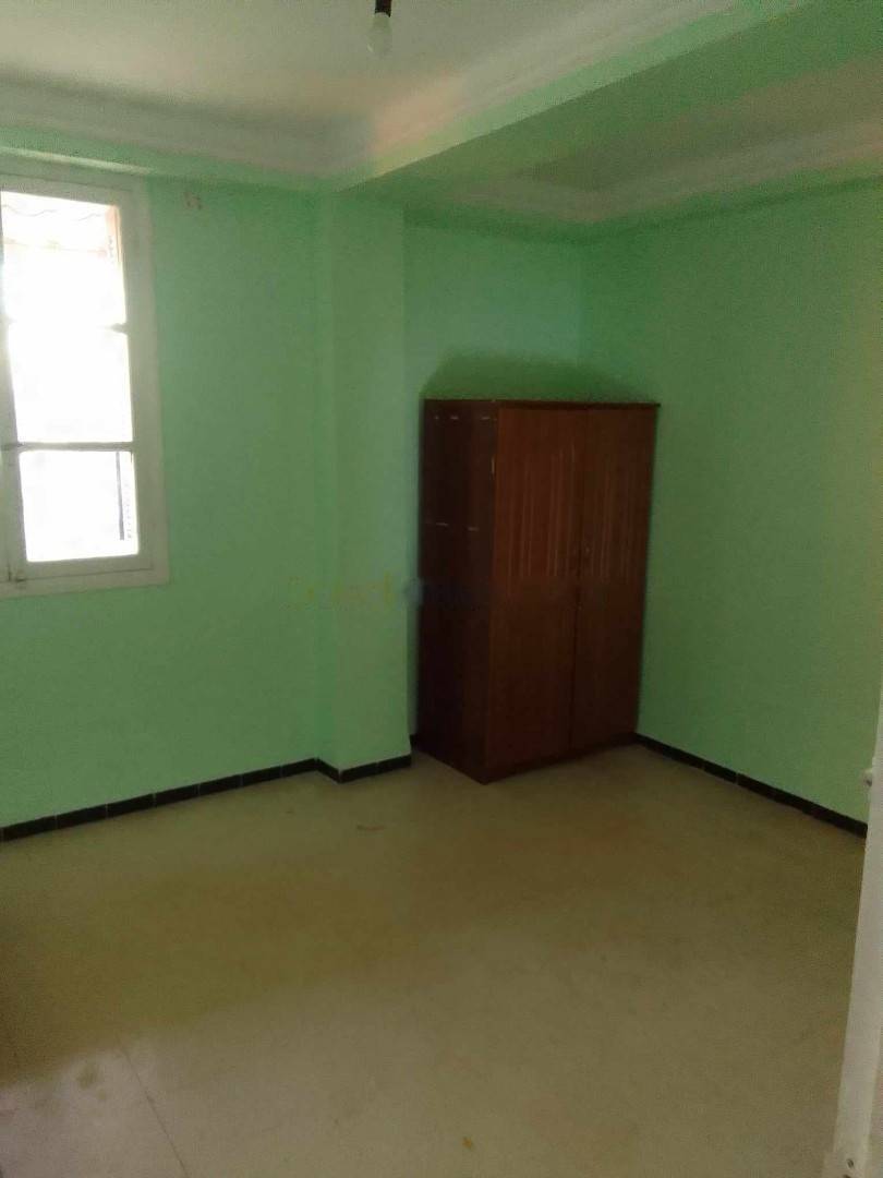 Location Appartement F3 Hussein Dey