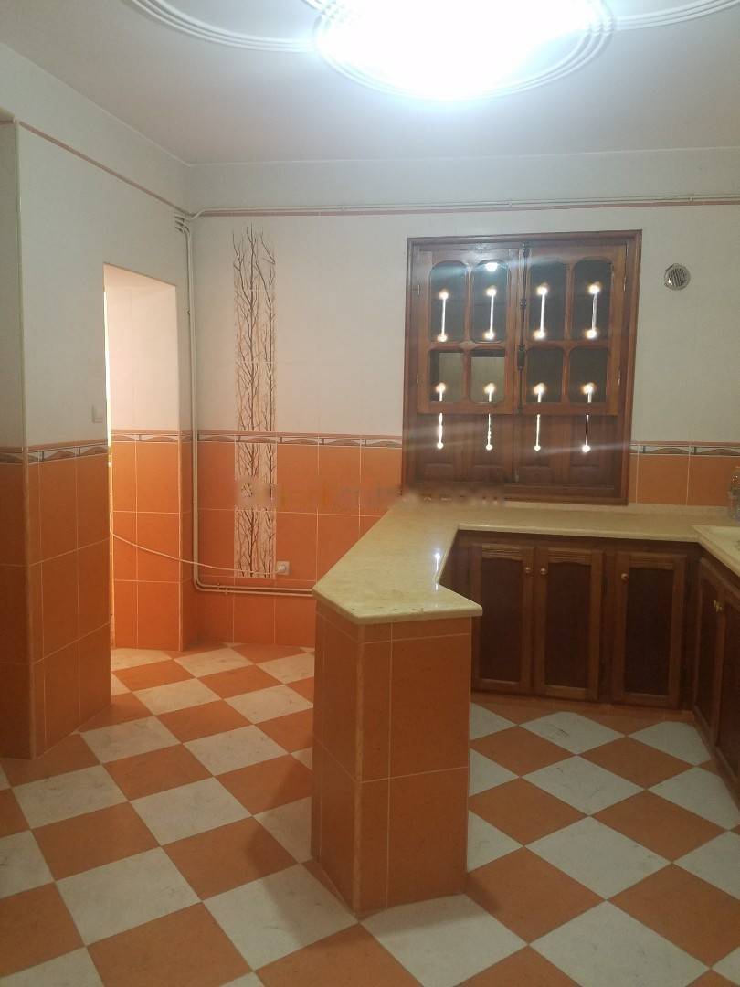 Location Appartement F4 Bordj El Bahri