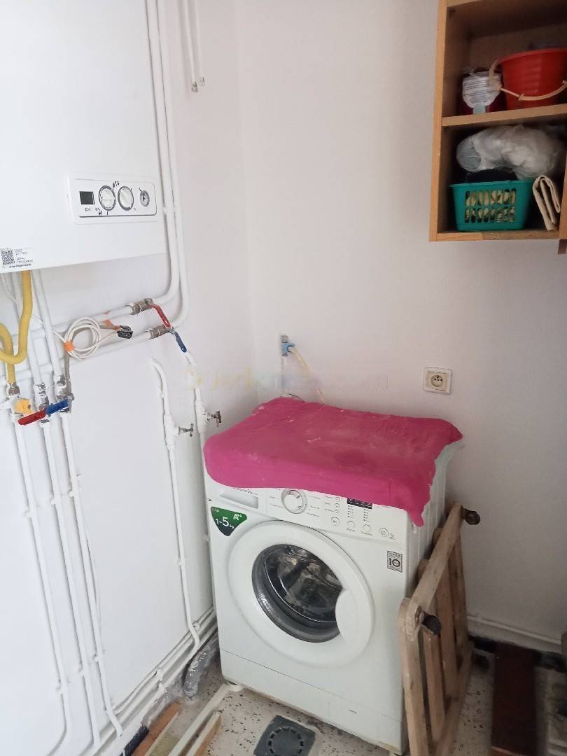 Location Appartement F4 El Achour