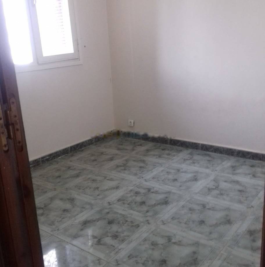 Location Appartement F4 Bab Ezzouar