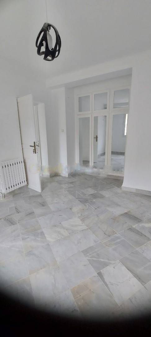 Location Appartement F6 Ben Aknoun