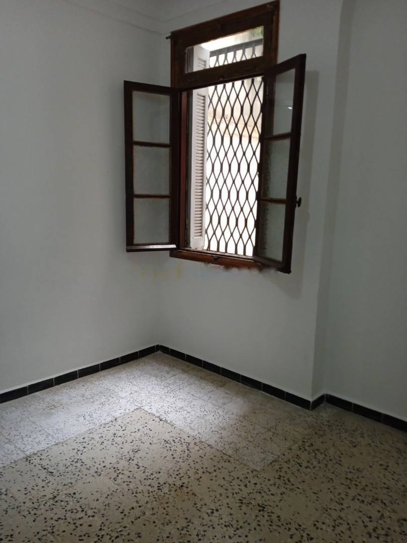 Location Niveau de villa F3 Dar El Beida