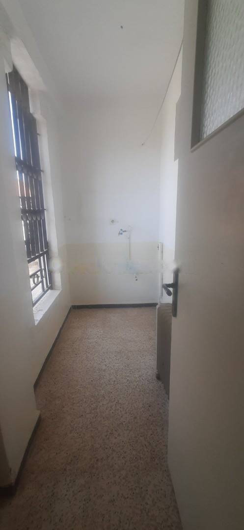 Location Appartement F3 Bouzareah