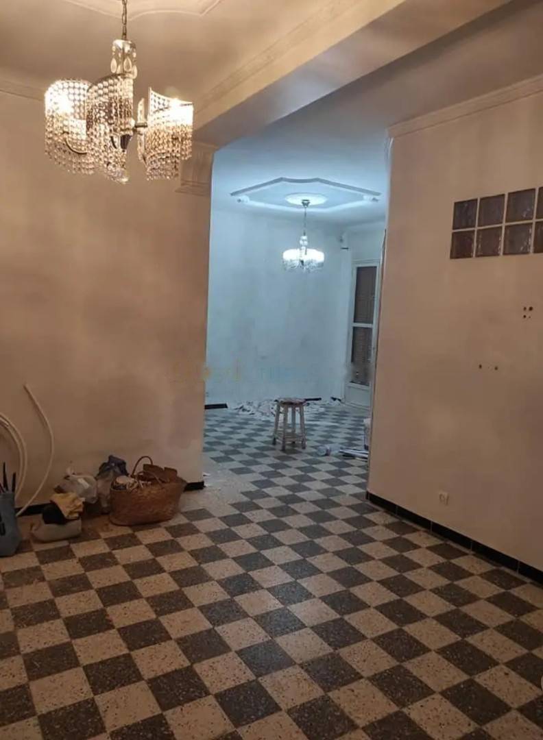 Location Niveau de villa F3 Baba Hassen