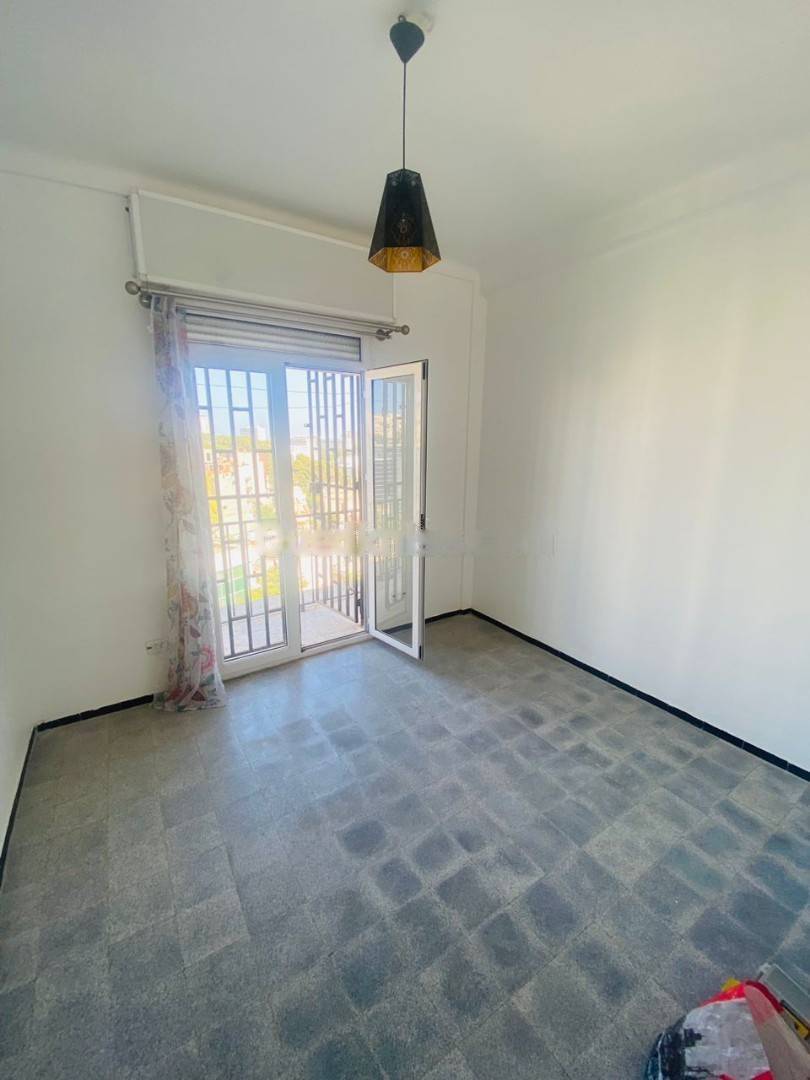 Location Appartement F3 Hydra