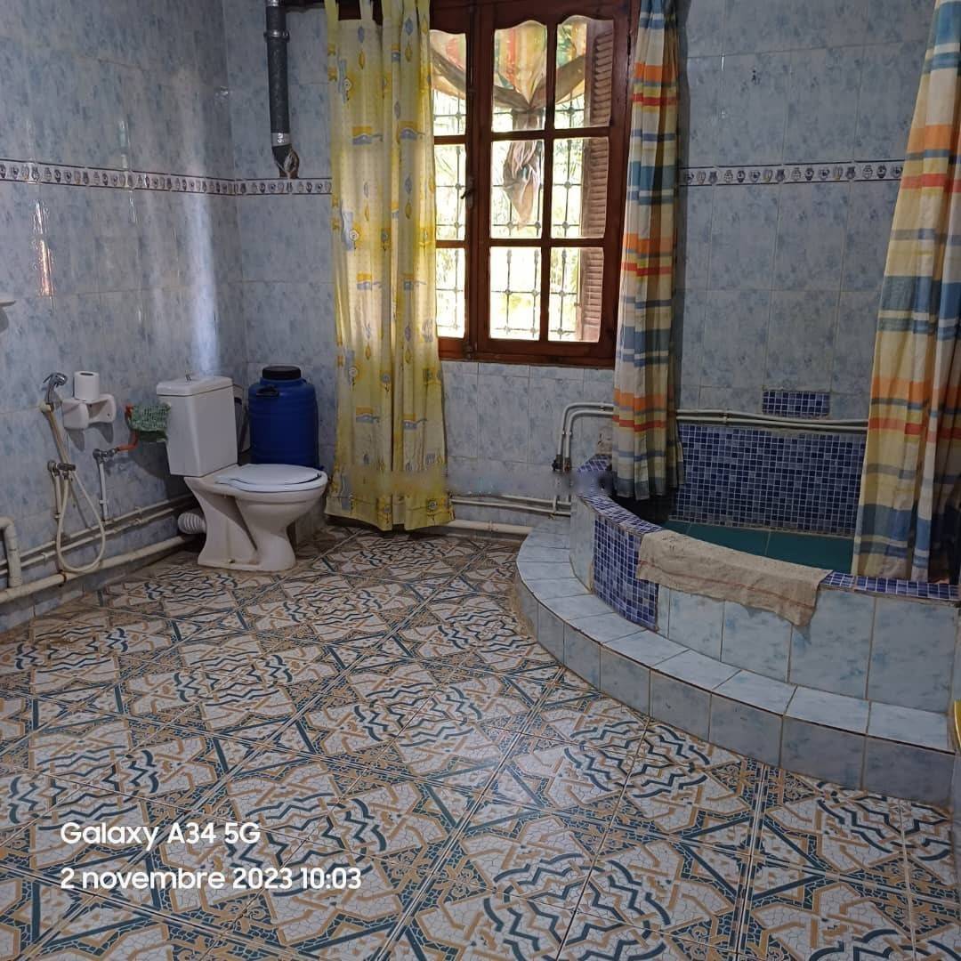 Location Niveau de villa F4 Djasr Kasentina