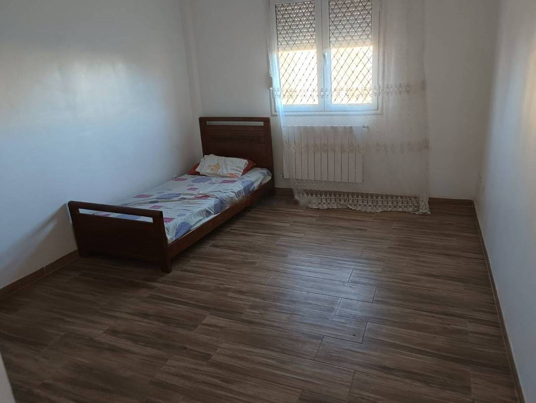 Location Appartement F4 Souidania