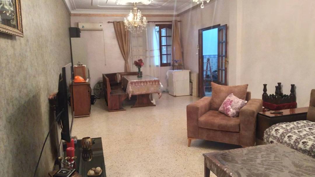 Location Niveau de villa F5 Cheraga