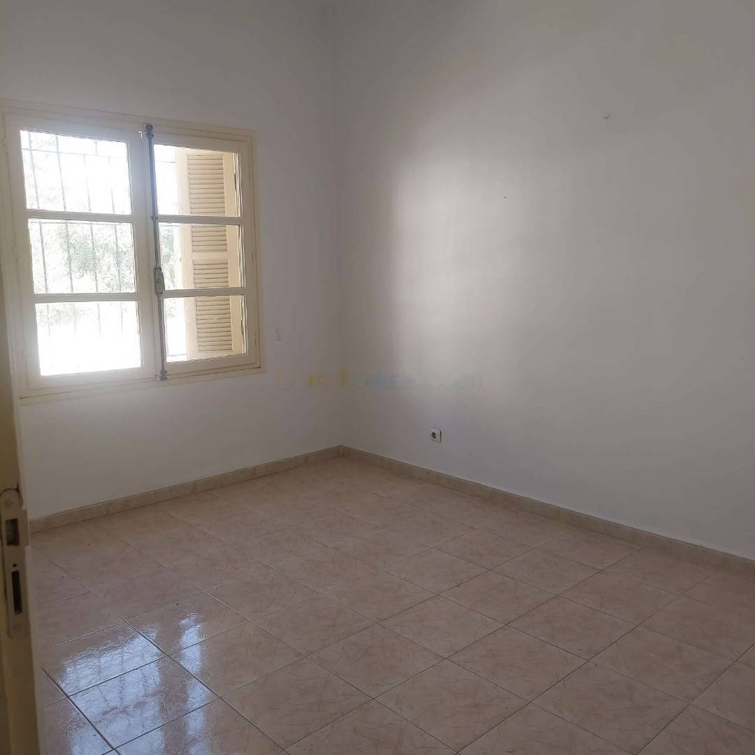 Location Appartement F3 Bab Ezzouar