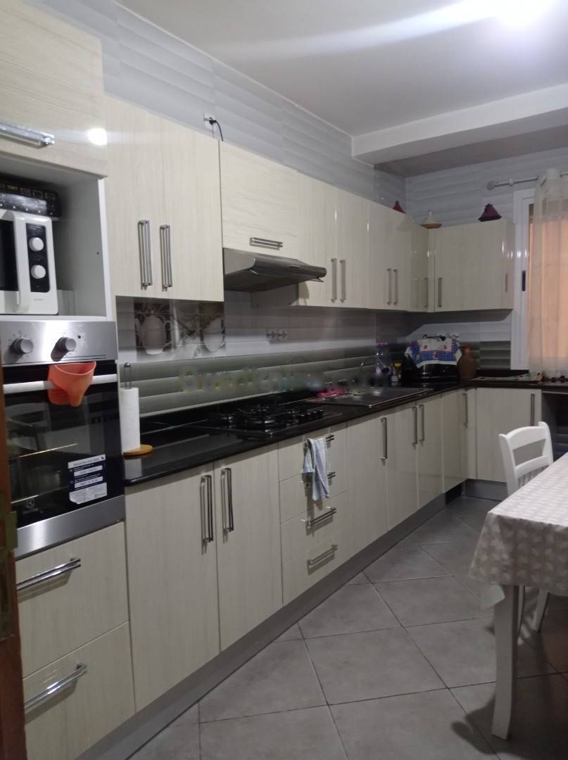 Location Appartement F5 Djasr Kasentina