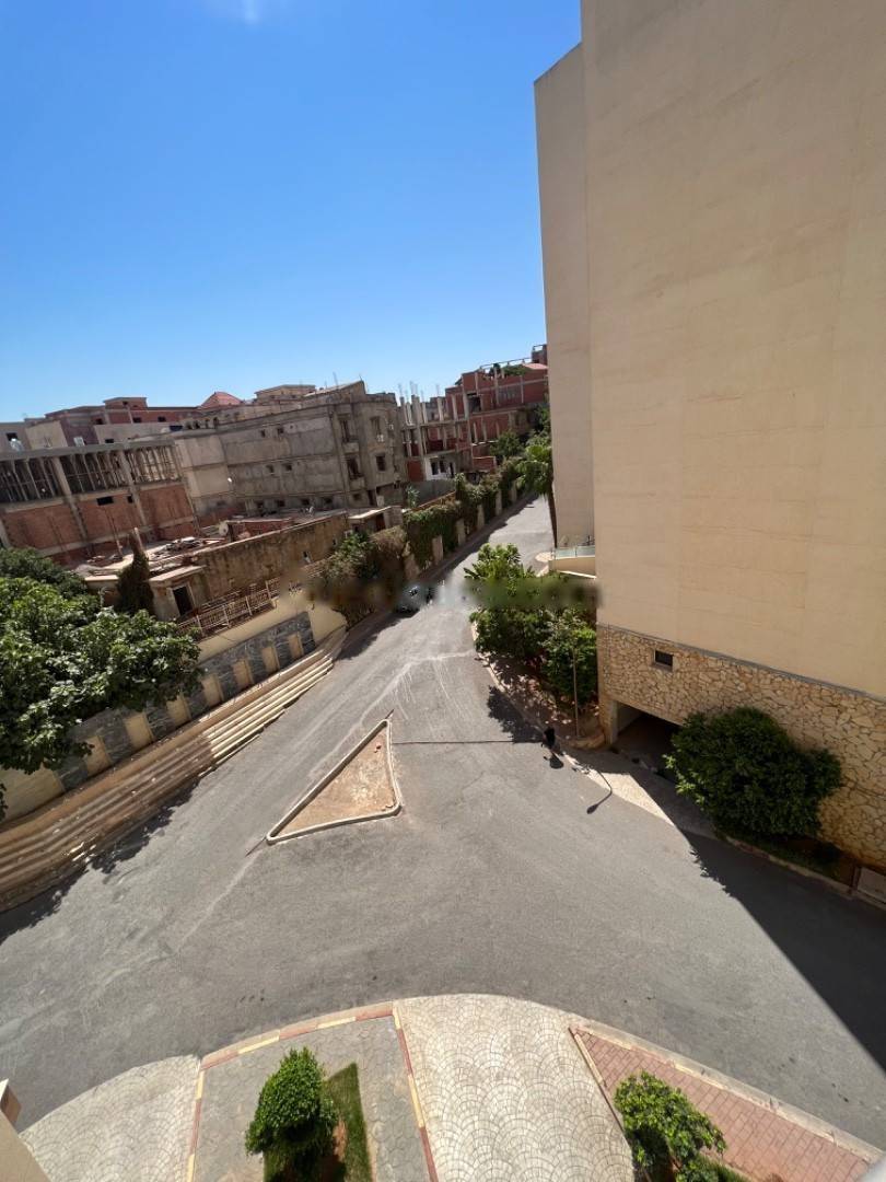 Location Appartement F3 El Achour
