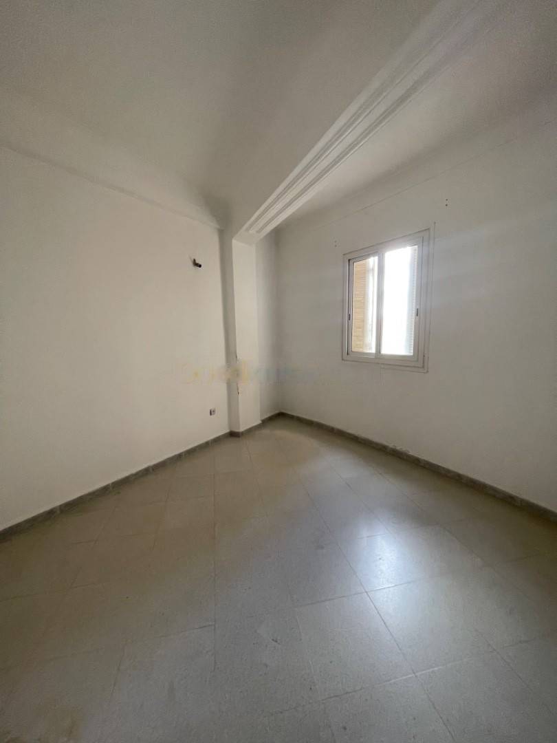 Location Appartement F4 Draria